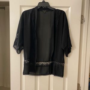 Max and Riley black kimono